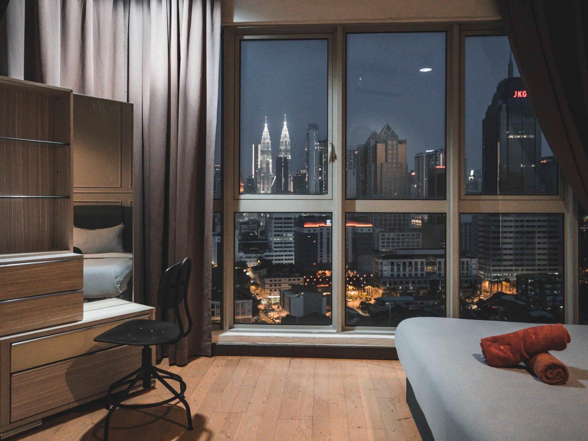 Apartment Regalia The Sky Pool Kuala Lumpur